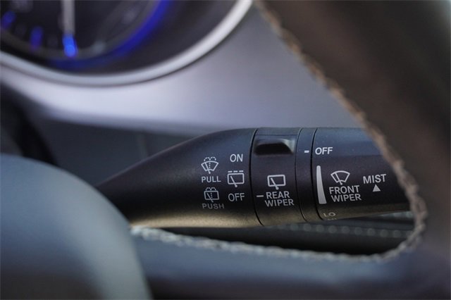 Used 2022 Chrysler Pacifica Touring image 33