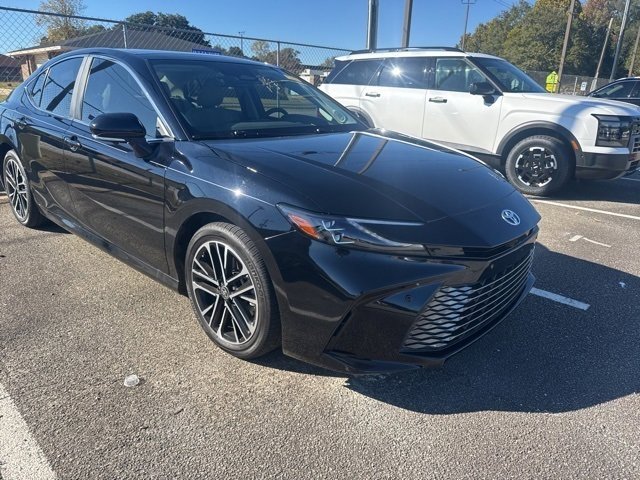 Used 2025 Toyota Camry XLE