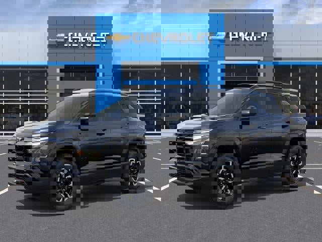 New 2026 Chevrolet Equinox ACTIV image 2