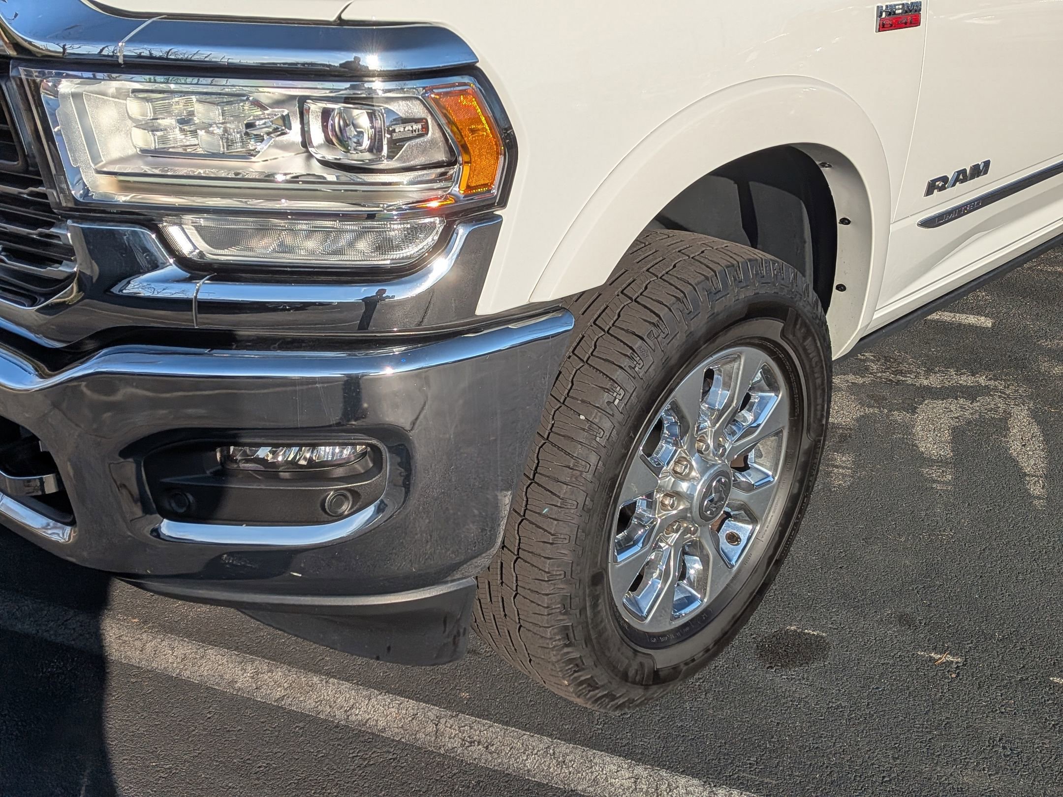 Used 2022 RAM 2500 Limited image 11