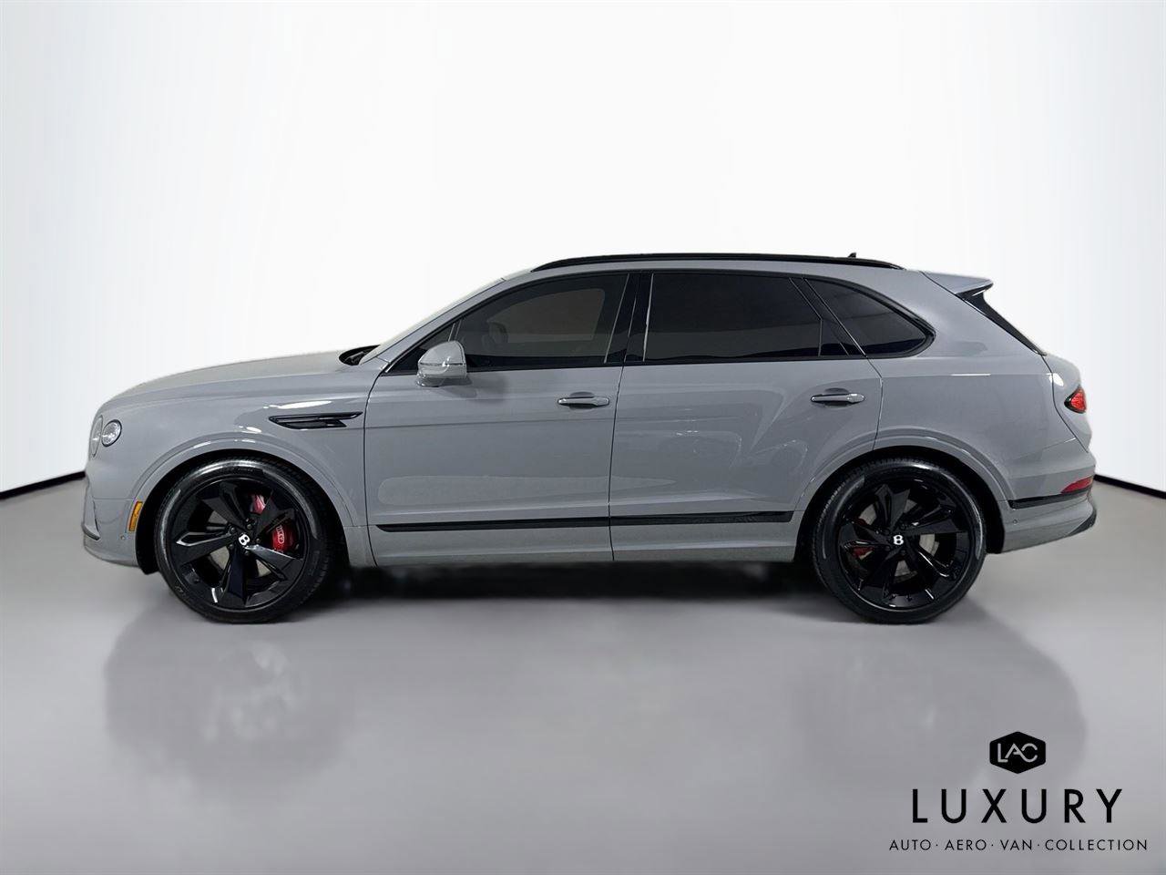 Used 2022 Bentley Bentayga image 9