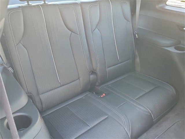 Used 2026 Cadillac Vistiq Luxury image 25