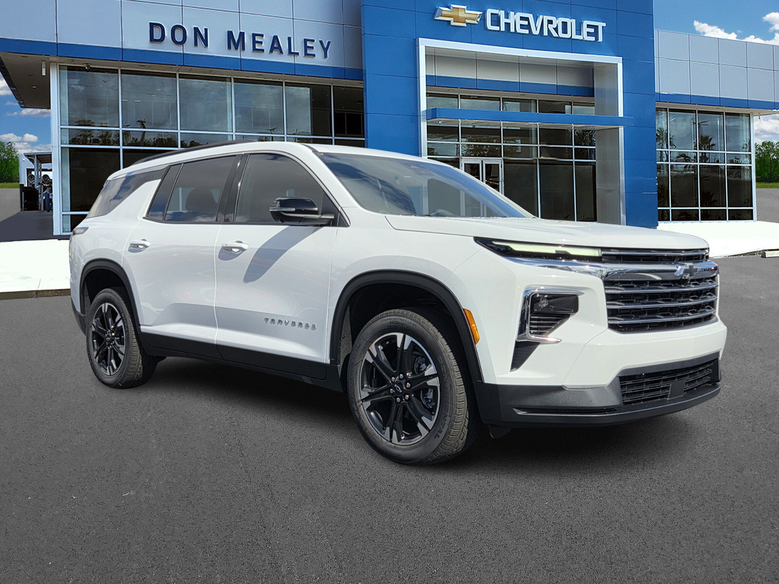 New 2027 Chevrolet Traverse LT w/ Sun and Wheel Package