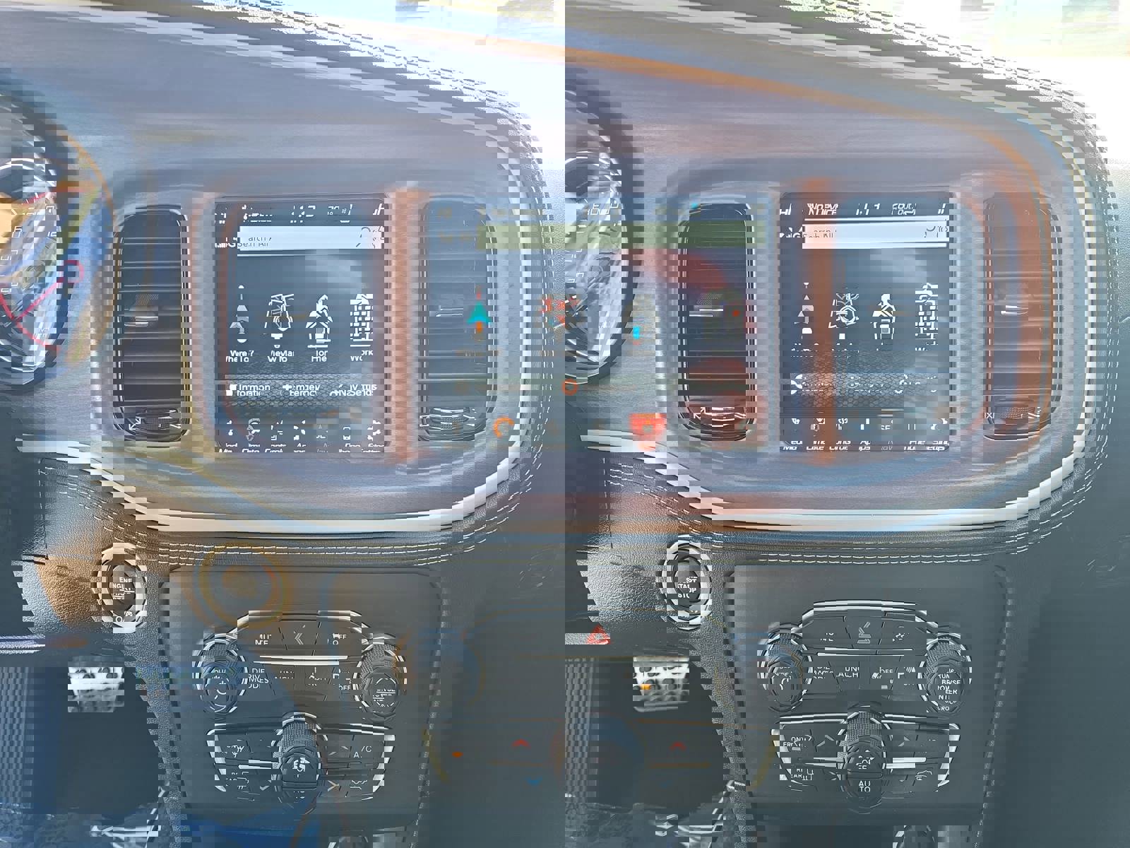 Used 2023 Dodge Charger Scat Pack image 25