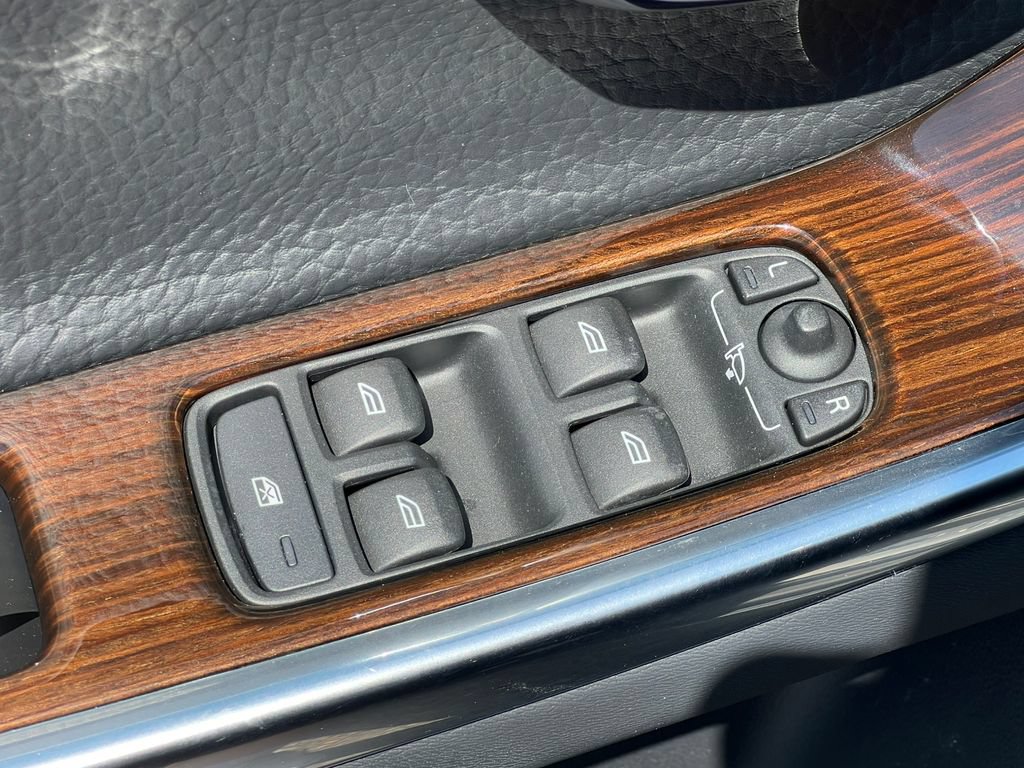 Used 2014 Volvo XC60 T6 AWD/4WD image 16