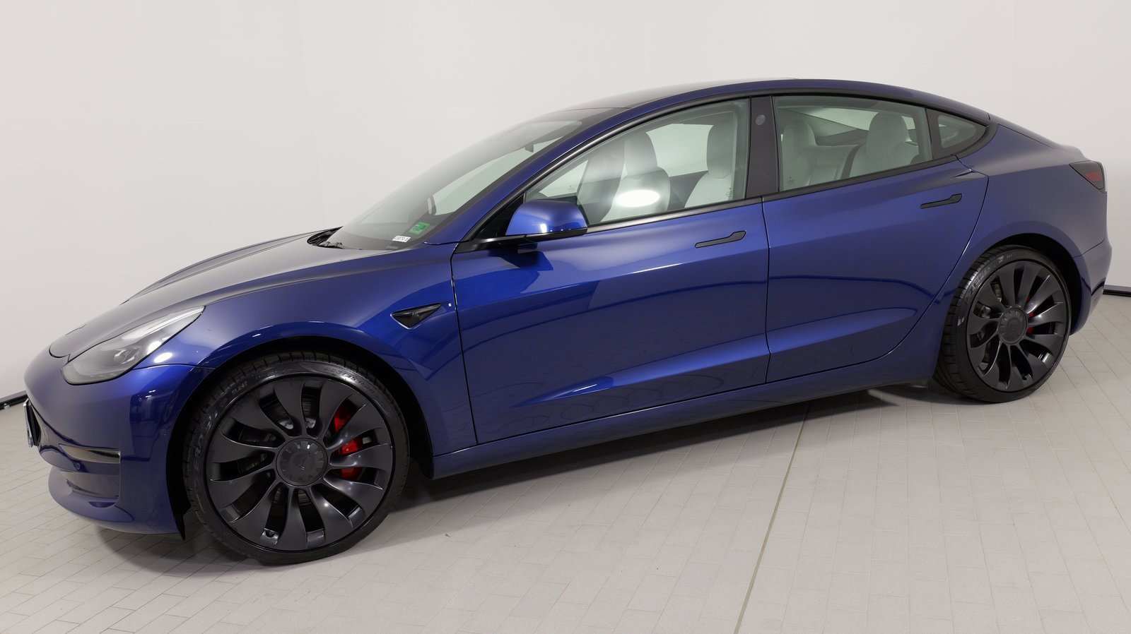 Used 2022 Tesla Model 3 Performance