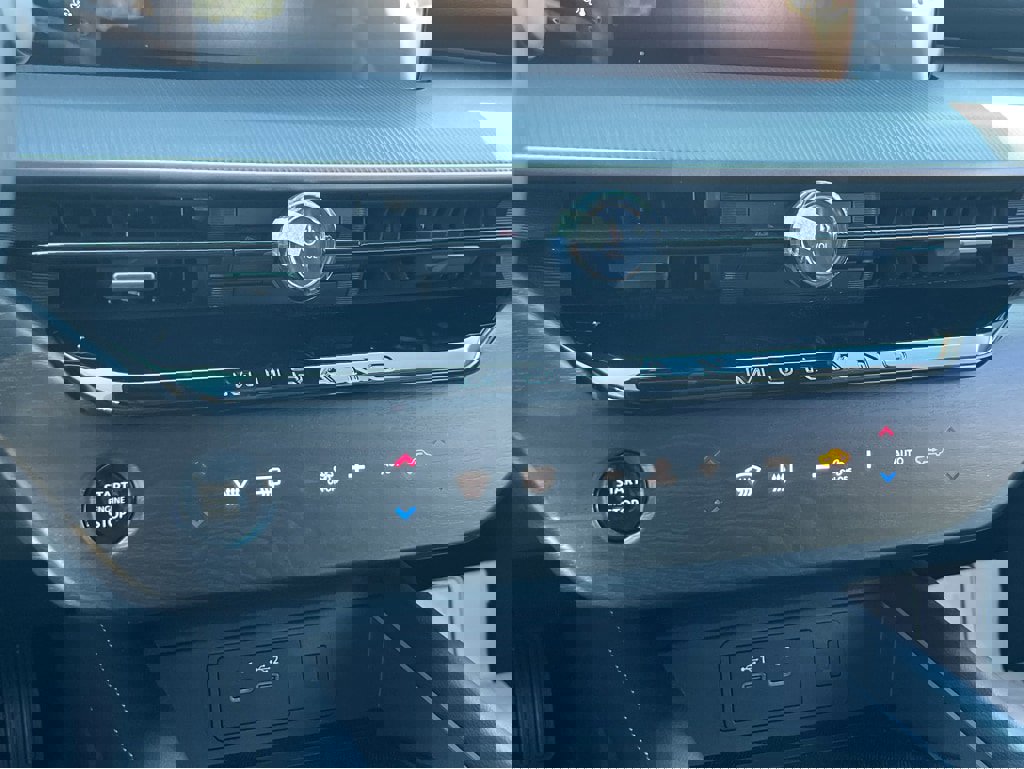 New 2025 Nissan Murano SV image 32