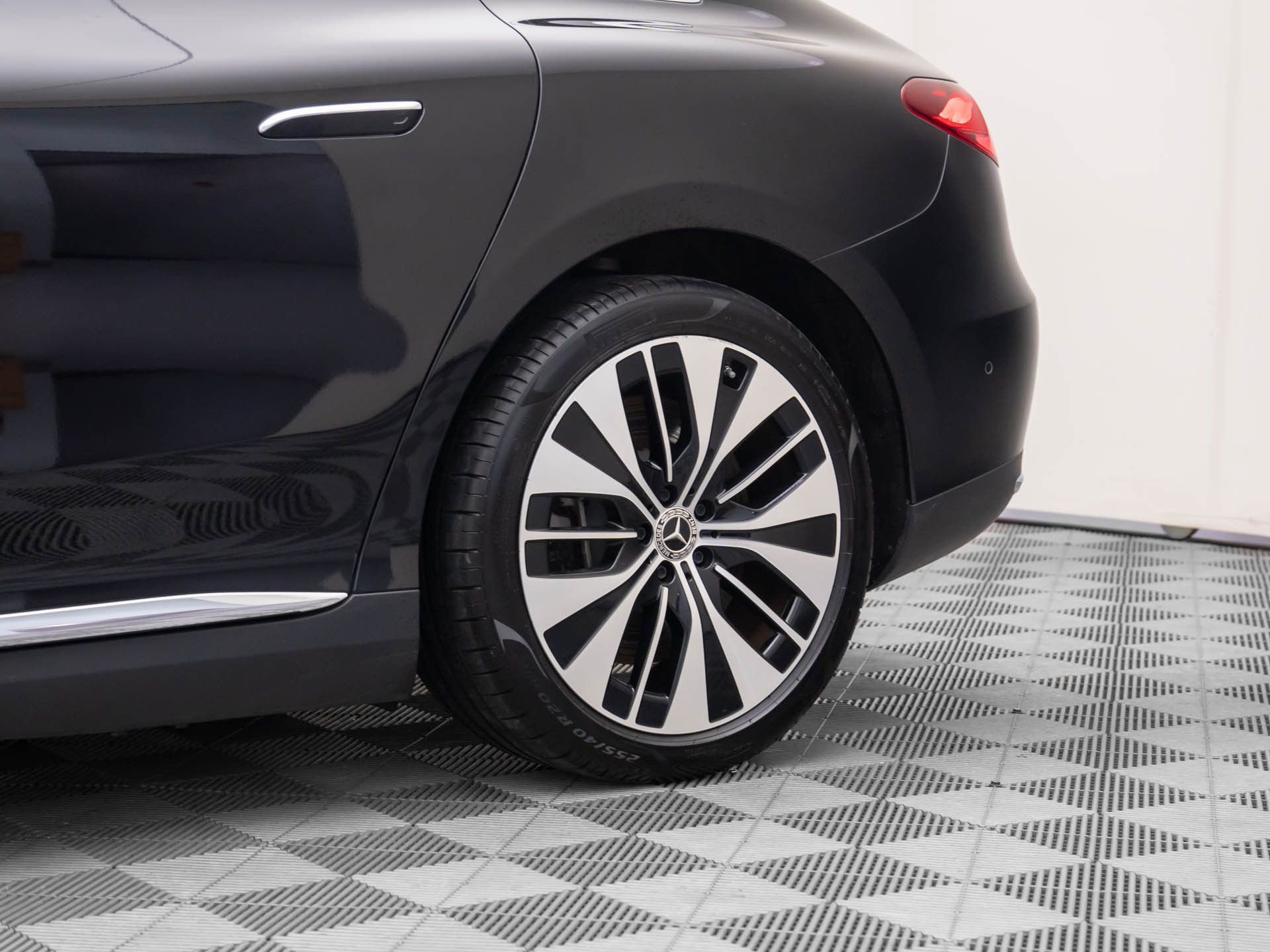 Certified 2023 Mercedes-Benz EQE 350+ 4MATIC Sedan image 33