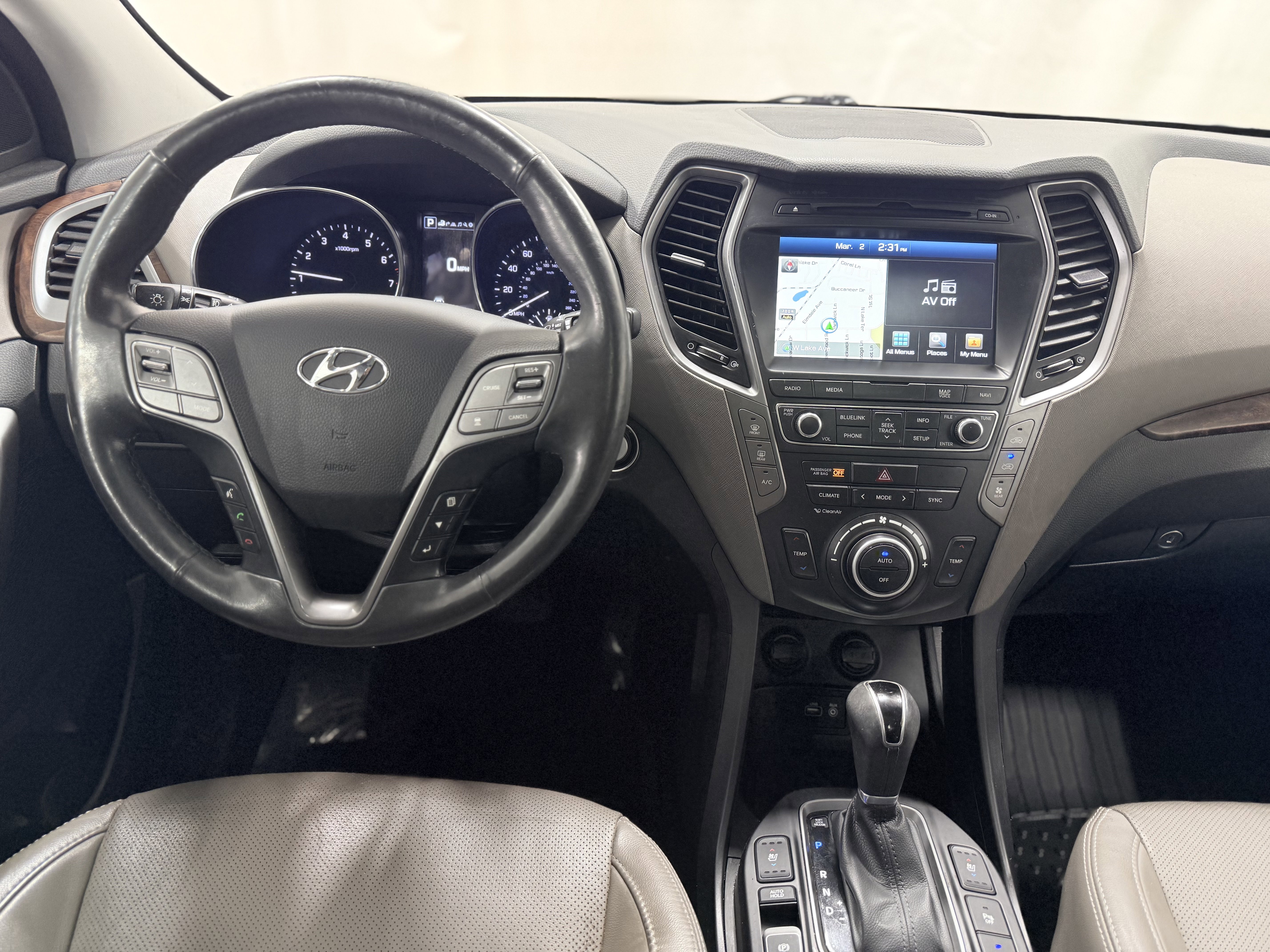 Used 2017 Hyundai Santa Fe SE w/ SE Ultimate Tech Package 03 image 26