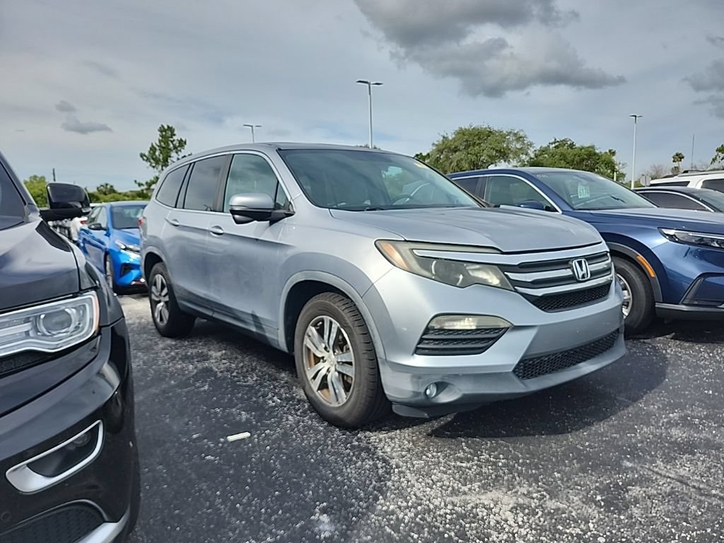 Used 2016 Honda Pilot EX image 1