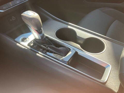 Used 2022 Nissan Altima 2.5 S image 23