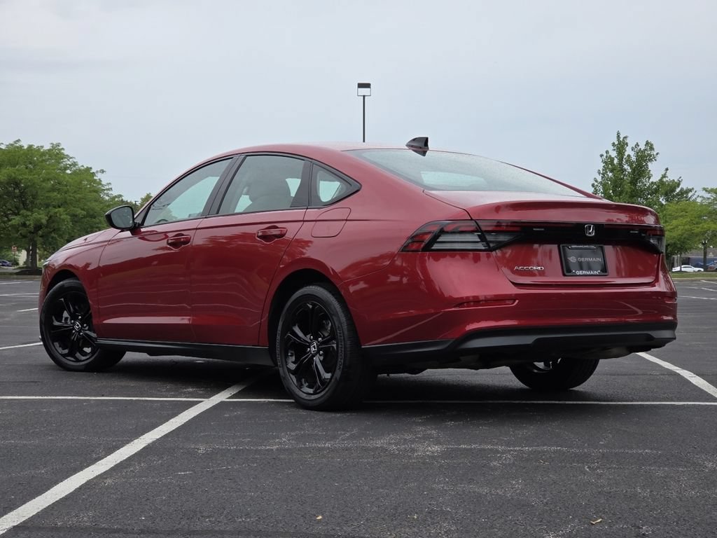 Certified 2025 Honda Accord SE image 17