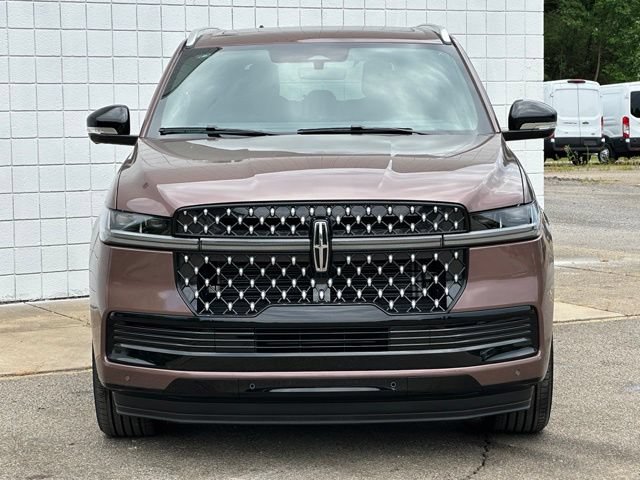 New 2027 Lincoln Navigator Black Label AWD/4WD image 30