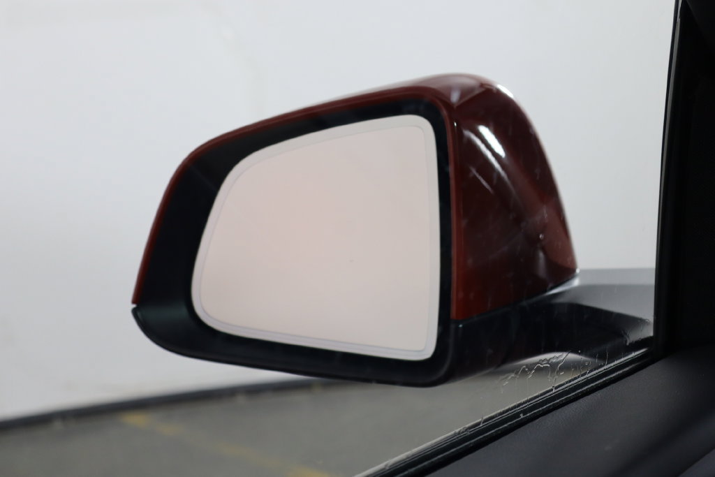 Used 2023 Tesla Model Y Long Range AWD/4WD image 43