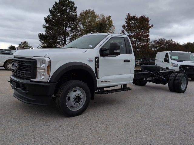 New 2026 Ford F550 4x4 Regular Cab Super Duty image 7