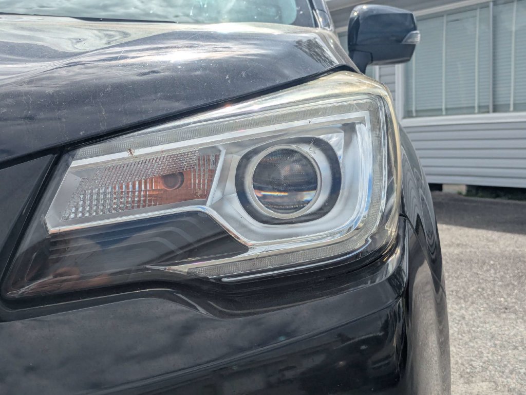 Used 2018 Subaru Forester 2.5i Touring w/ Popular Package #3B AWD/4WD image 10