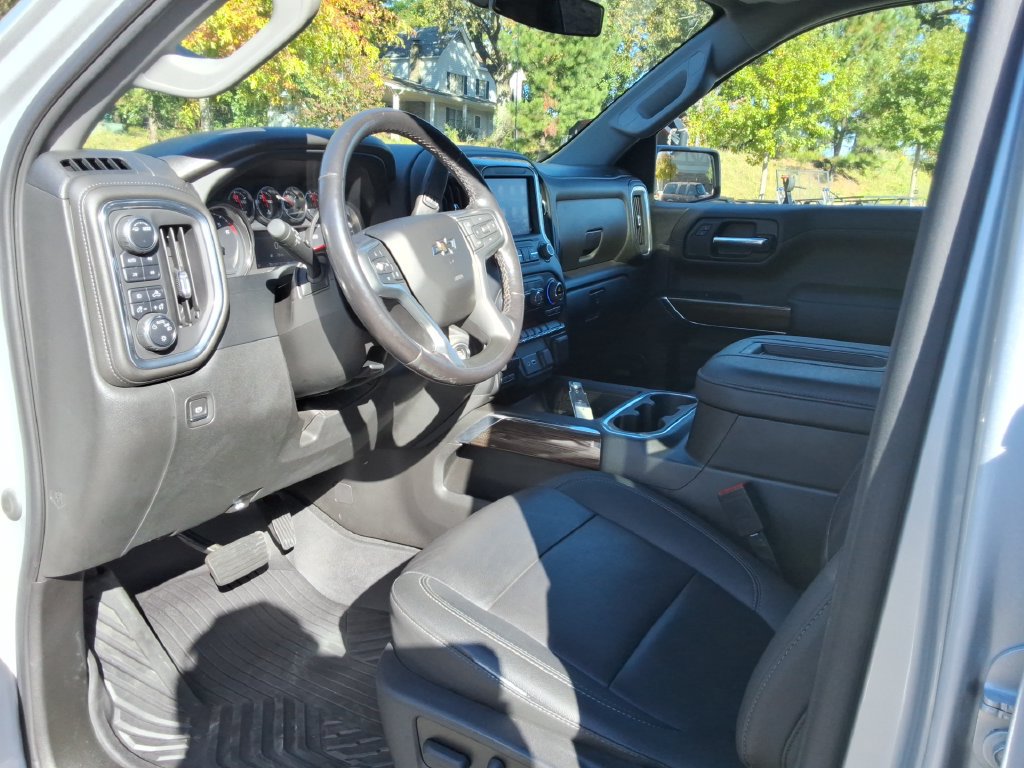 Certified 2022 Chevrolet Silverado 1500 LT Trail Boss w/ Convenience Package II AWD/4WD image 24