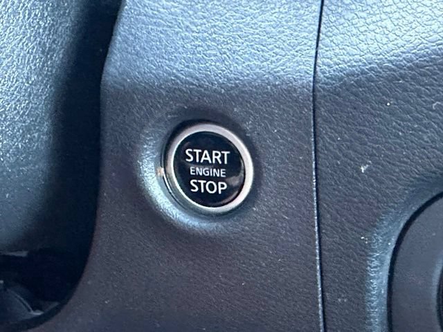 Used 2023 Nissan Frontier PRO-4X w/ Pro-4X Premium Package AWD/4WD image 39