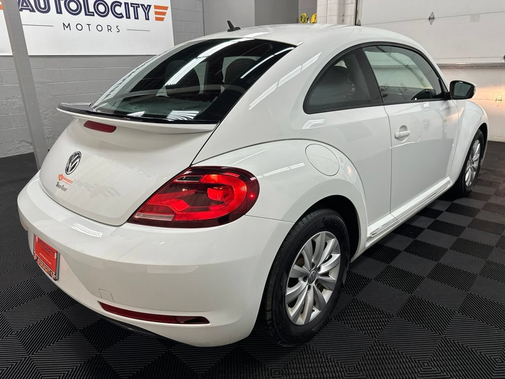Used 2019 Volkswagen Beetle 2.0T S FWD image 10