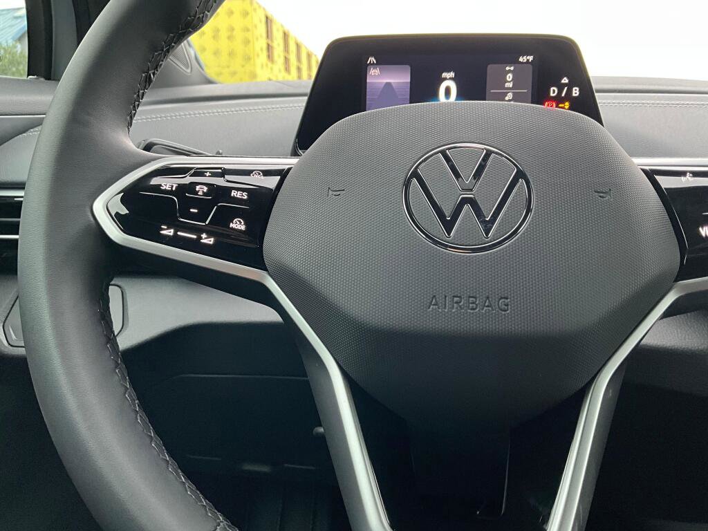New 2026 Volkswagen ID.4 Pro image 22