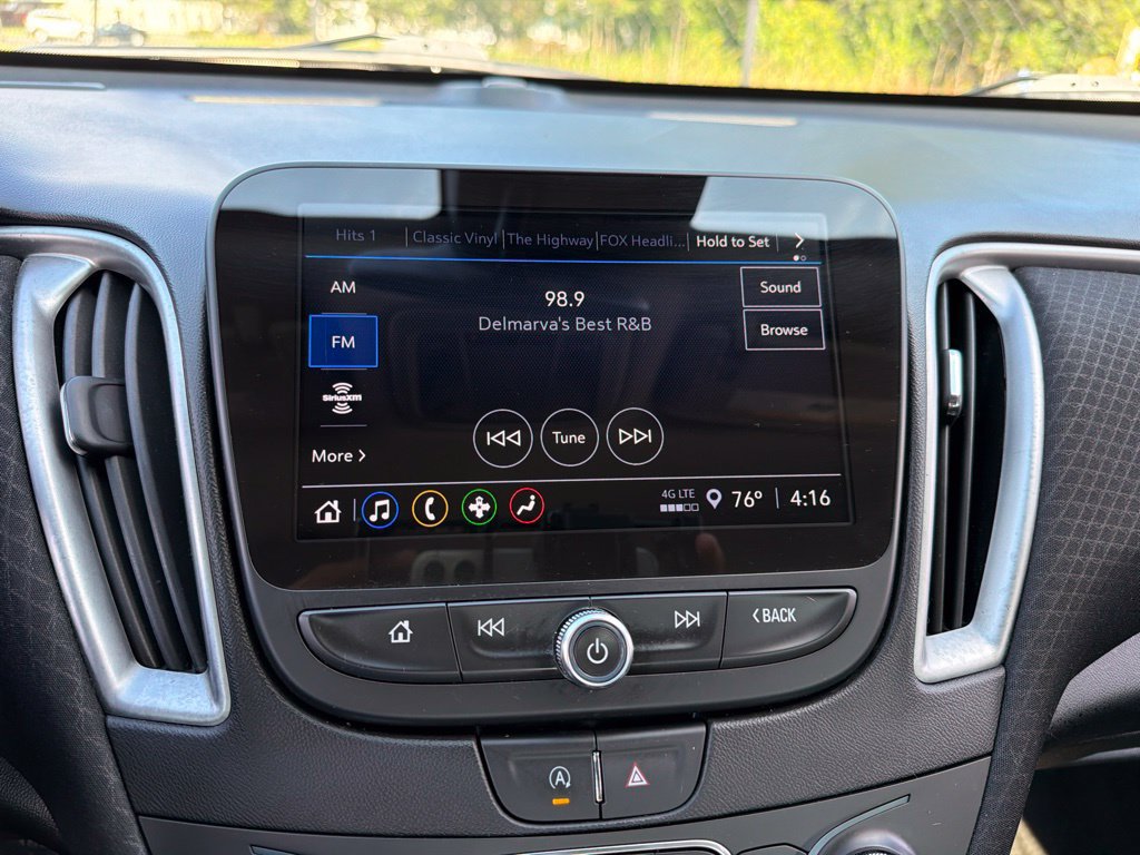 Used 2024 Chevrolet Malibu LT FWD image 10