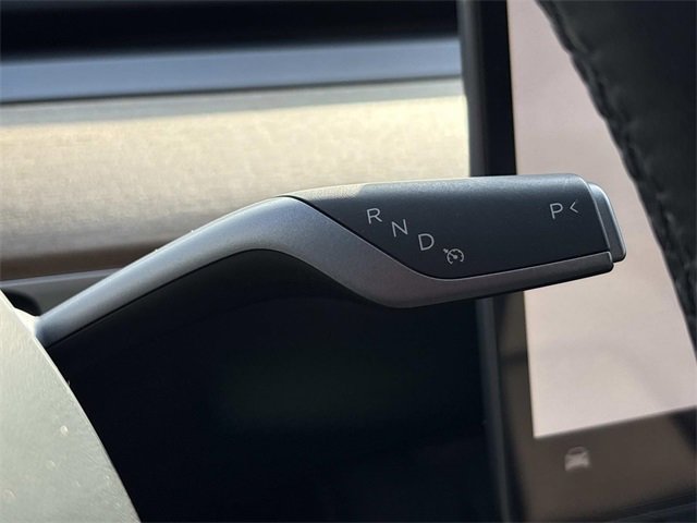 Used 2024 Tesla Model Y Long Range image 32