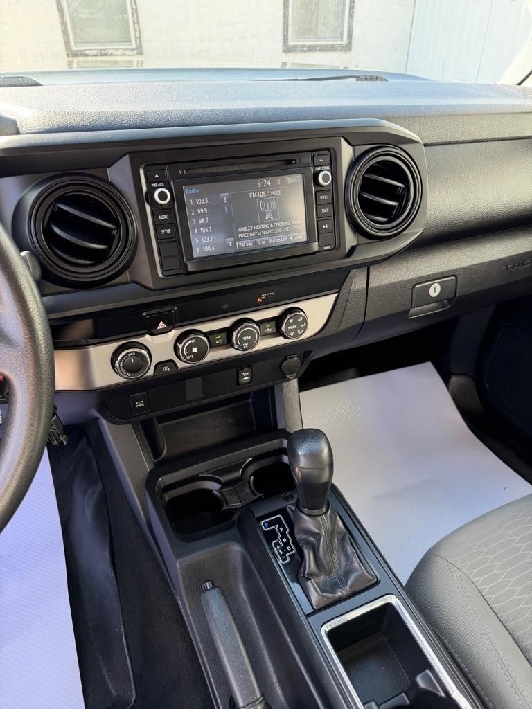 Used 2019 Toyota Tacoma SR w/ SR Convenience Package AWD/4WD image 10