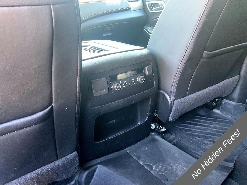 Used 2020 GMC Yukon Denali w/ Denali Premium Package AWD/4WD image 29