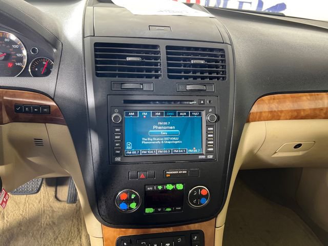Used 2008 Saturn Outlook XR w/ Premium Trim Package image 17