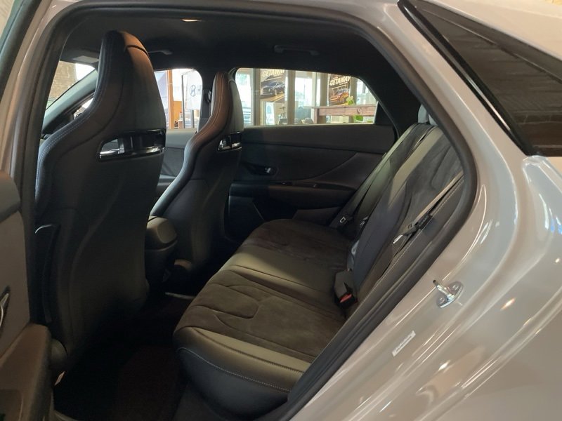 New 2025 Hyundai Elantra N image 16