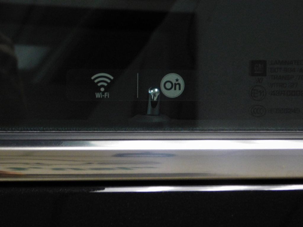 Used 2024 Buick Enclave Essence image 19