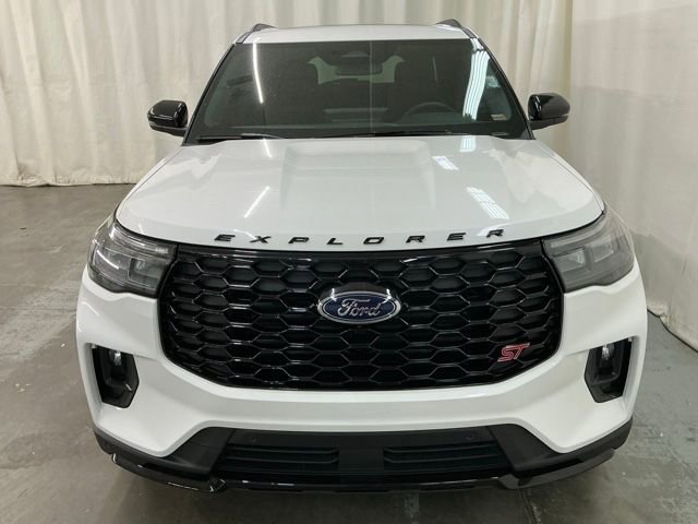 Used 2025 Ford Explorer ST w/ Sun And Sound Package image 10