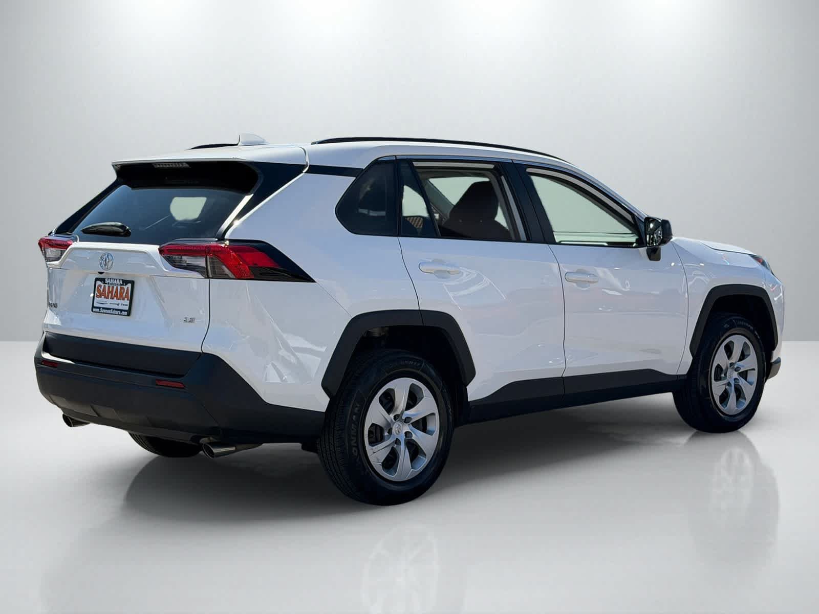 Used 2020 Toyota RAV4 LE w/ Carpet Mat Package FWD image 7