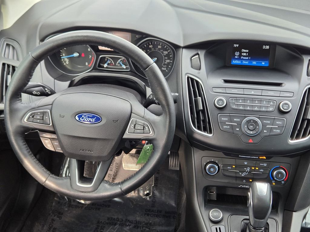 Used 2015 Ford Focus SE w/ Equipment Group 201A image 33