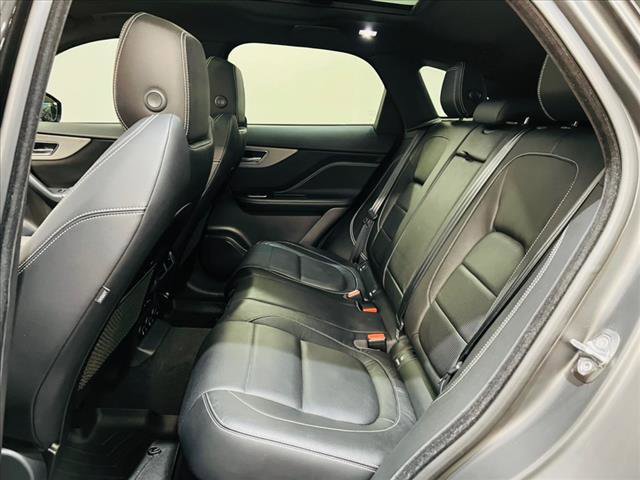 Used 2018 Jaguar F-PACE S AWD/4WD image 21