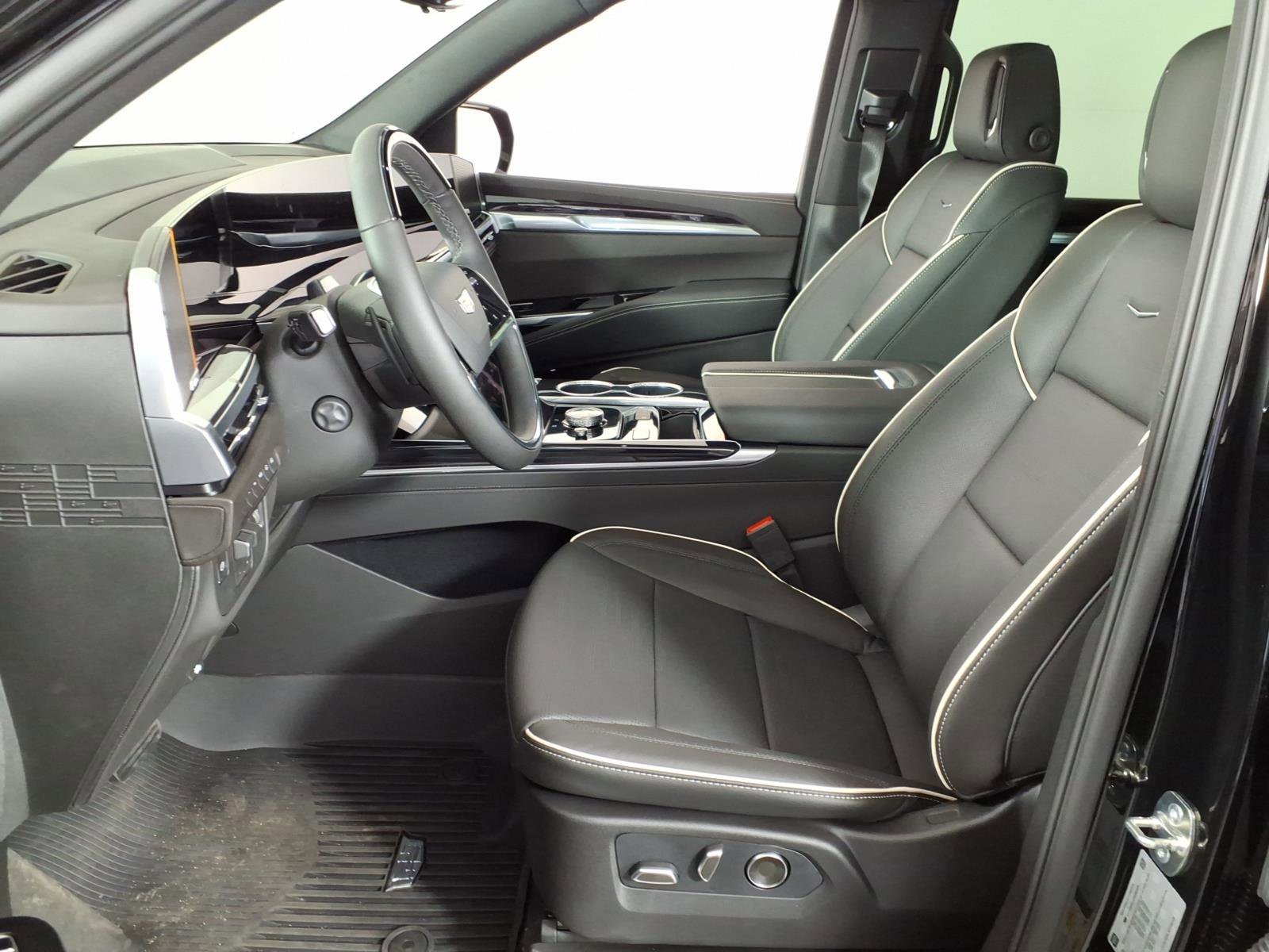 New 2026 Cadillac Escalade Sport w/ Touring Package AWD/4WD image 4