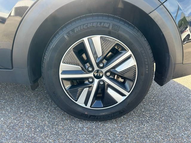 Used 2021 Kia Niro EX Premium image 10