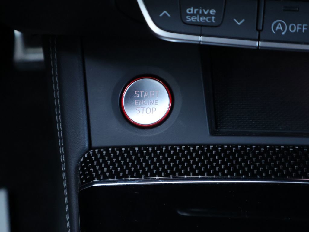 Used 2022 Audi SQ5 Prestige image 28