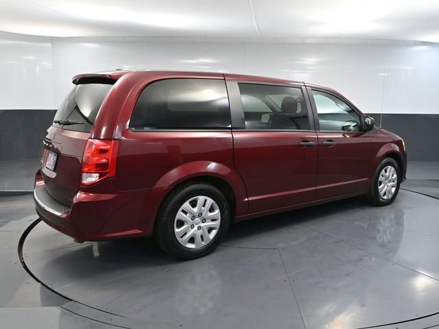 Used 2020 Dodge Grand Caravan SE w/ UConnect Hands-Free Group FWD image 4