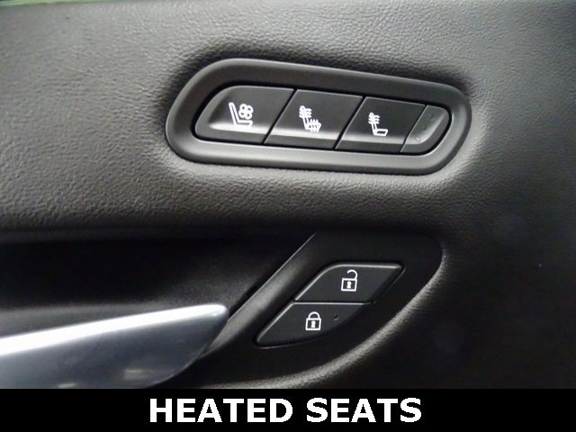 Certified 2023 Cadillac Escalade Premium Luxury image 5