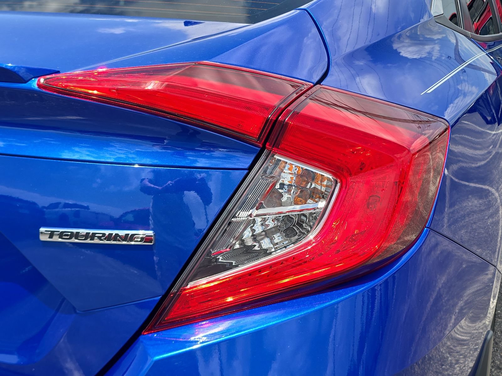 Used 2021 Honda Civic Touring image 8