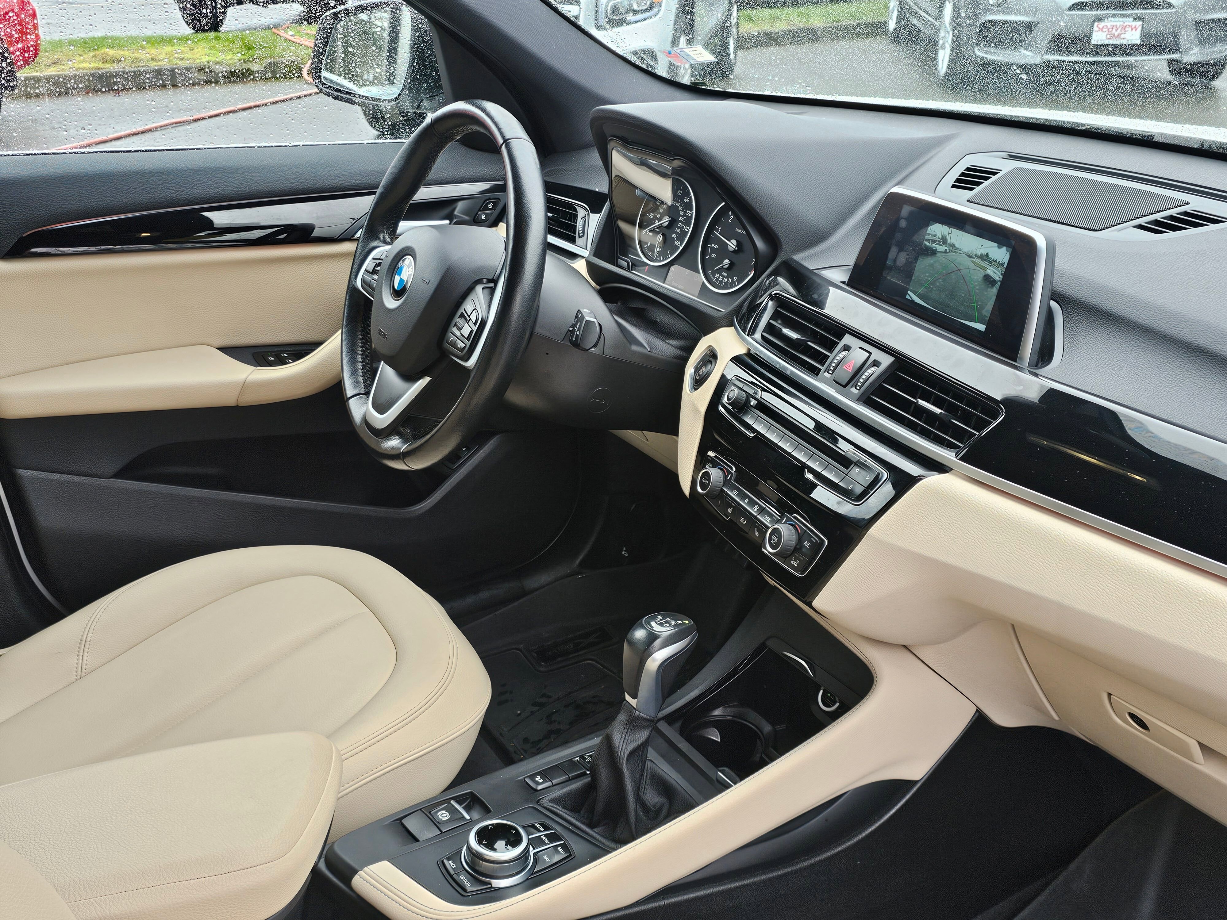 Used 2018 BMW X1 xDrive28i image 10