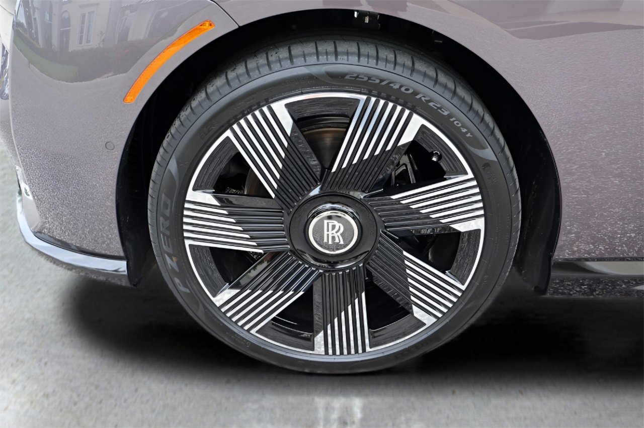 New 2026 Rolls-Royce Spectre image 10