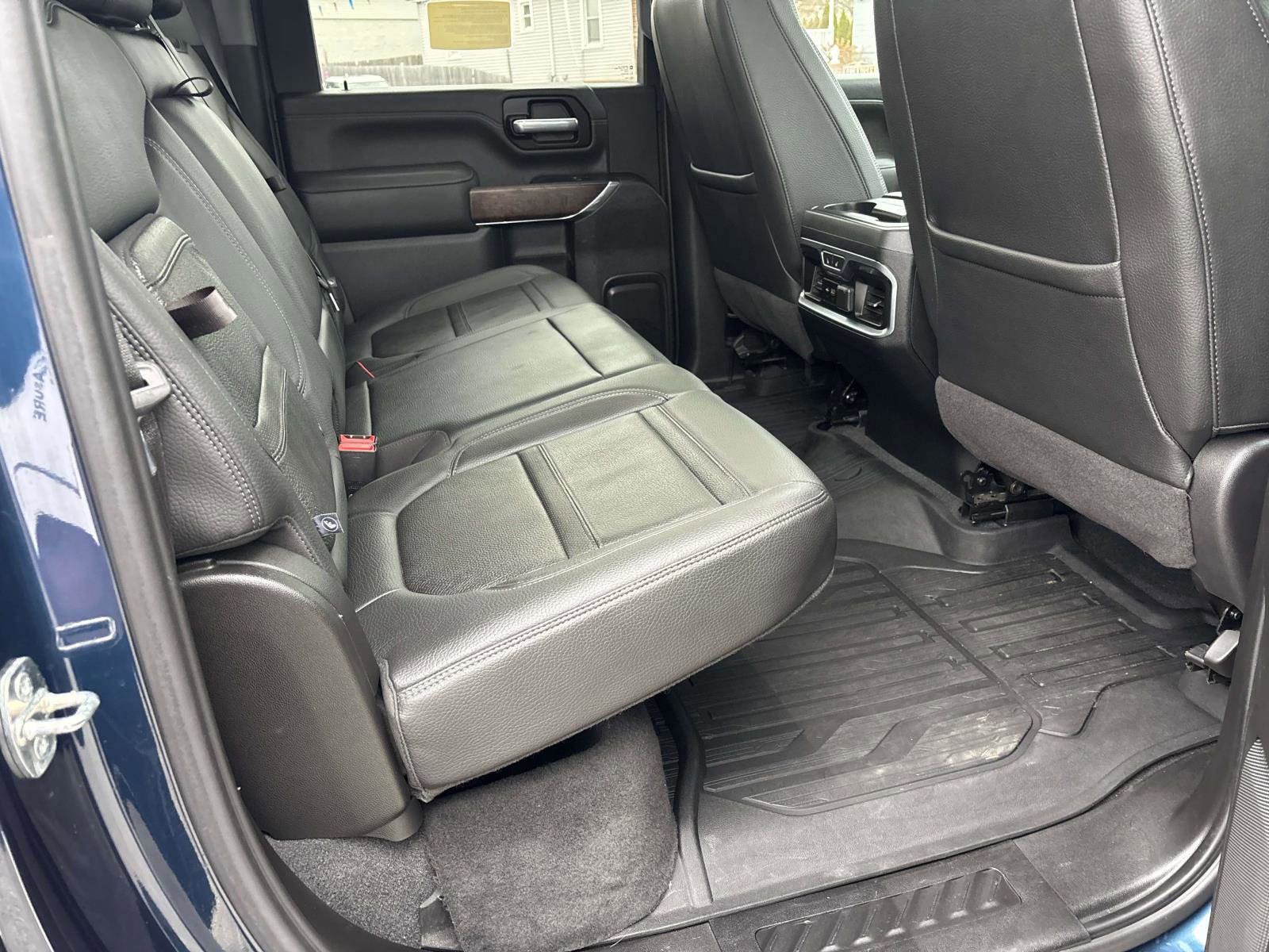 Used 2020 GMC Sierra 2500 Denali w/ Denali Ultimate Package image 18