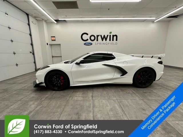 Used 2023 Chevrolet Corvette Stingray Premium Conv w/ Z51 Performance Package image 2