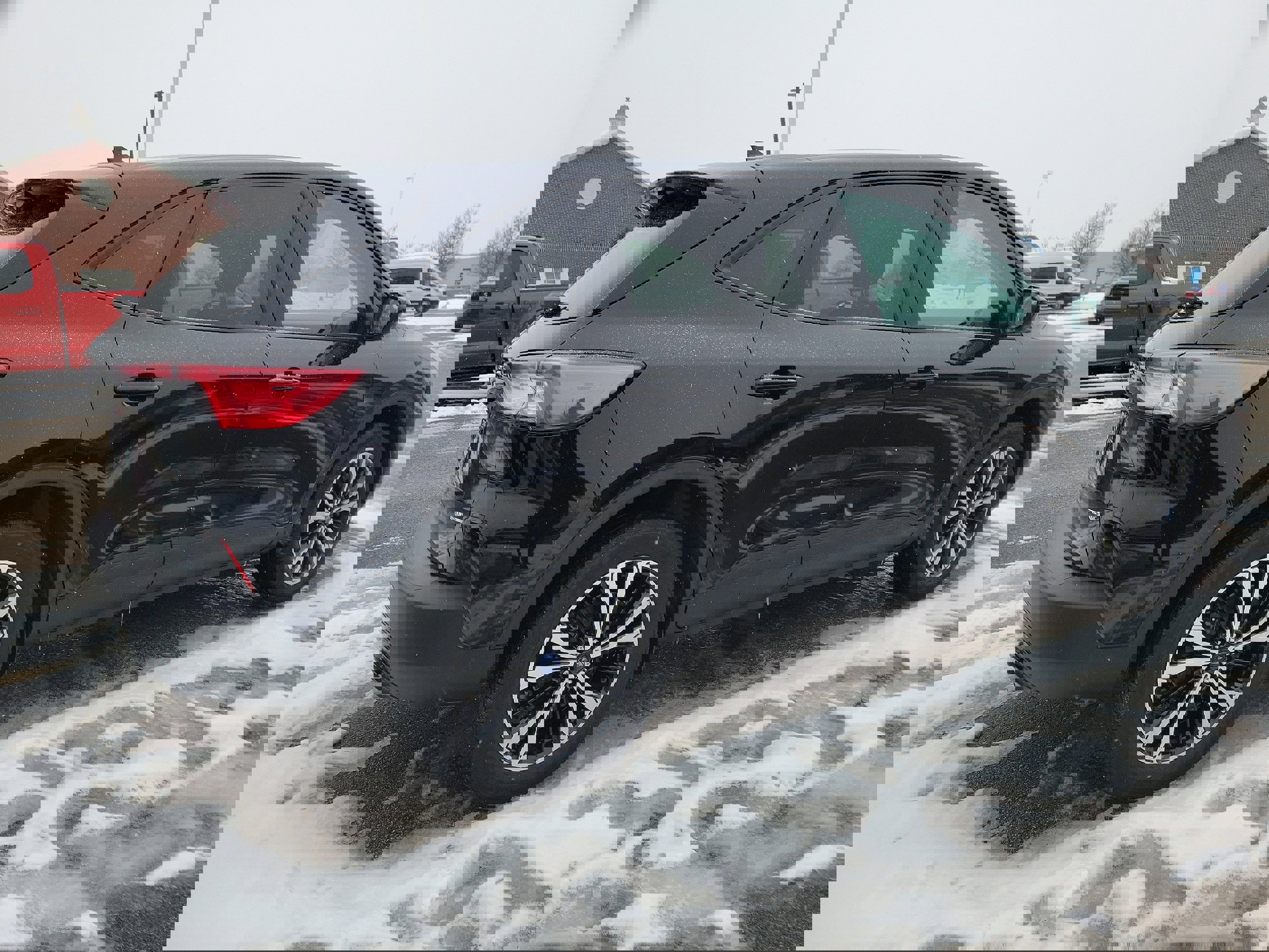 Certified 2022 Ford Escape SE w/ SE Sport Appearance Package image 4