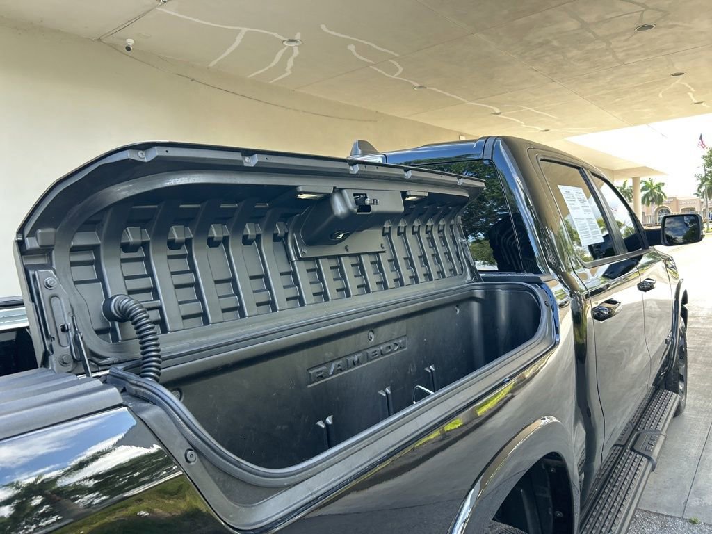 Used 2025 RAM 1500 Big Horn RWD image 38