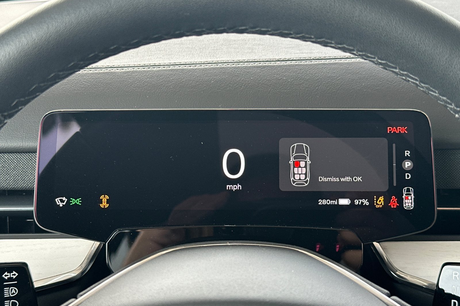 Certified 2025 Volvo EX90 Ultra AWD/4WD image 30