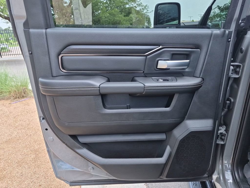 New 2026 RAM 2500 Rebel AWD/4WD image 31