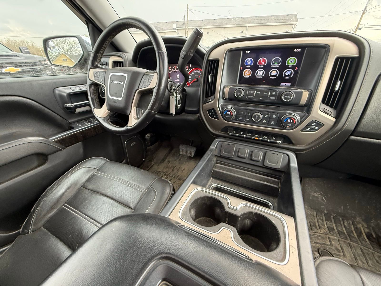Used 2016 GMC Sierra 1500 Denali w/ Enhanced Driver Alert Package image 3